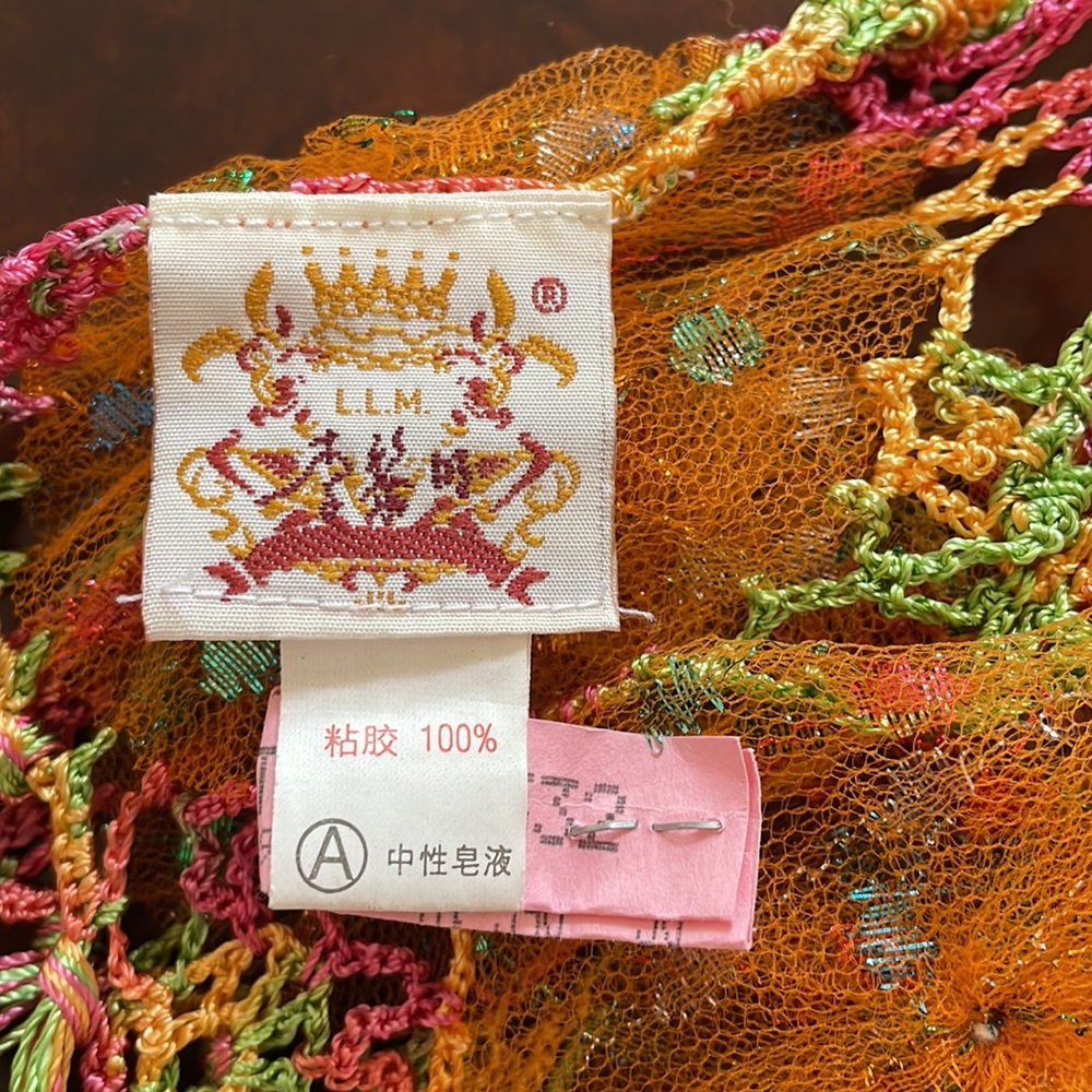 Hand Made | Scarf - Picture 4 of 4